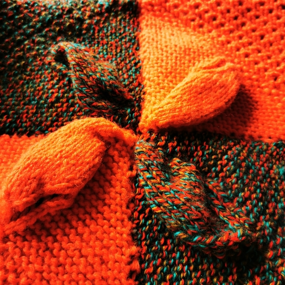 Crocheted Cover for Throw Pillow - Picture 5 of 11